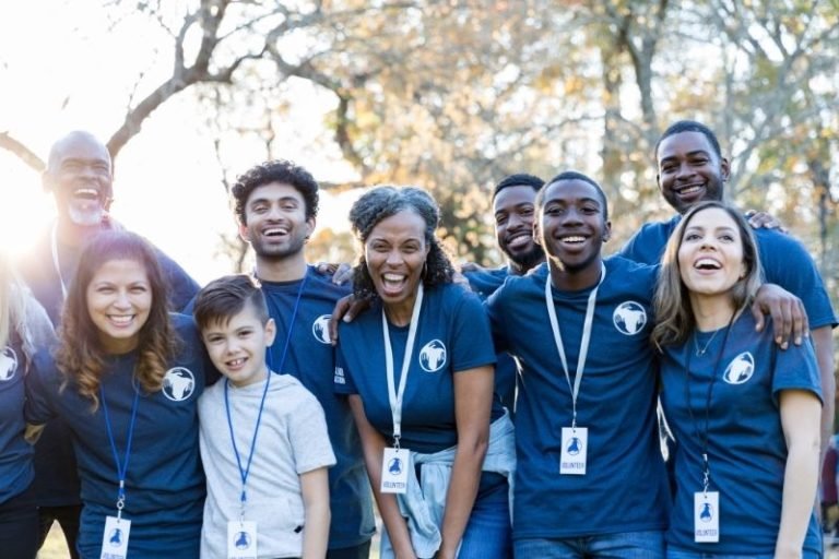 How to Promote Anti-Discriminatory Practices in Social Work