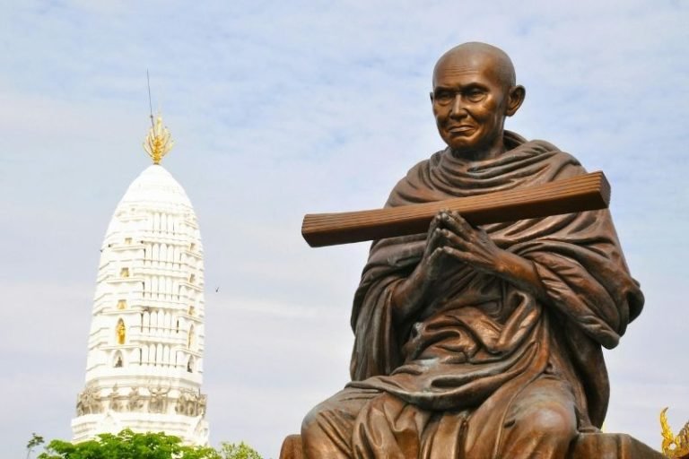 Understanding the Characteristics of Gandhian Social Work