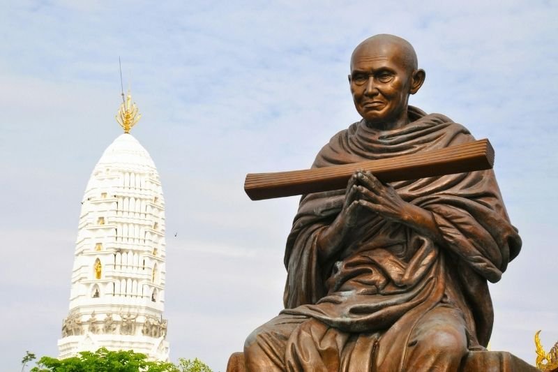 Characteristics of Gandhian Social Work