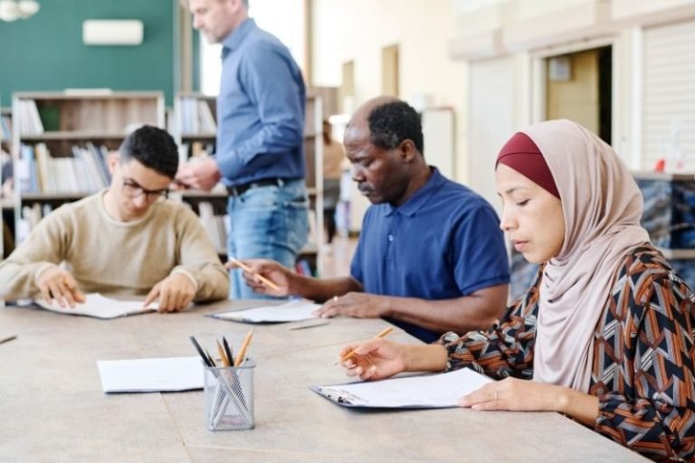 Understanding How Social Worker Can Help Immigrants