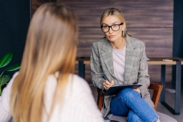 Understanding Motivational Interviewing in Social Work