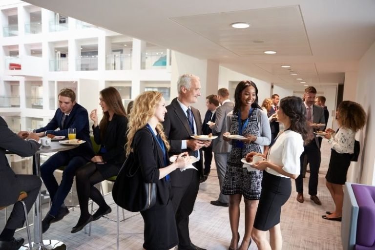 Mastering Network Meetings in Social Work Practice