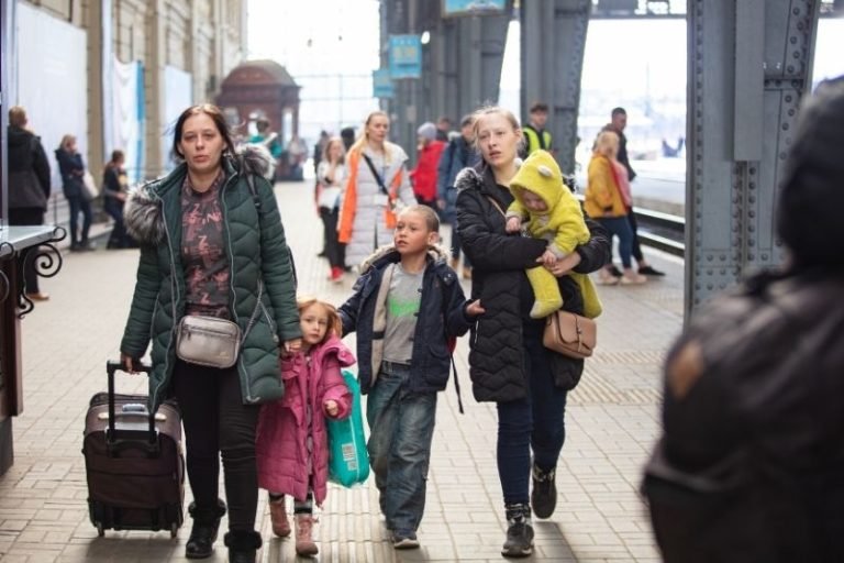 The Vital Role of Refugee Social Workers in Changing Lives